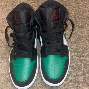 Good condition Jordan ones